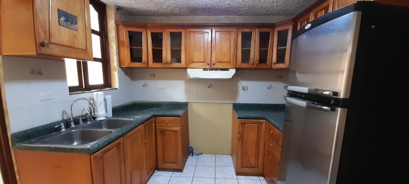 CityMax Antigua Vende Casa en El Ronconal Mixco GT