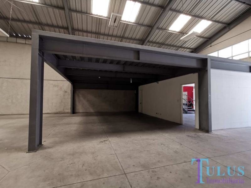 Ofibodega en renta