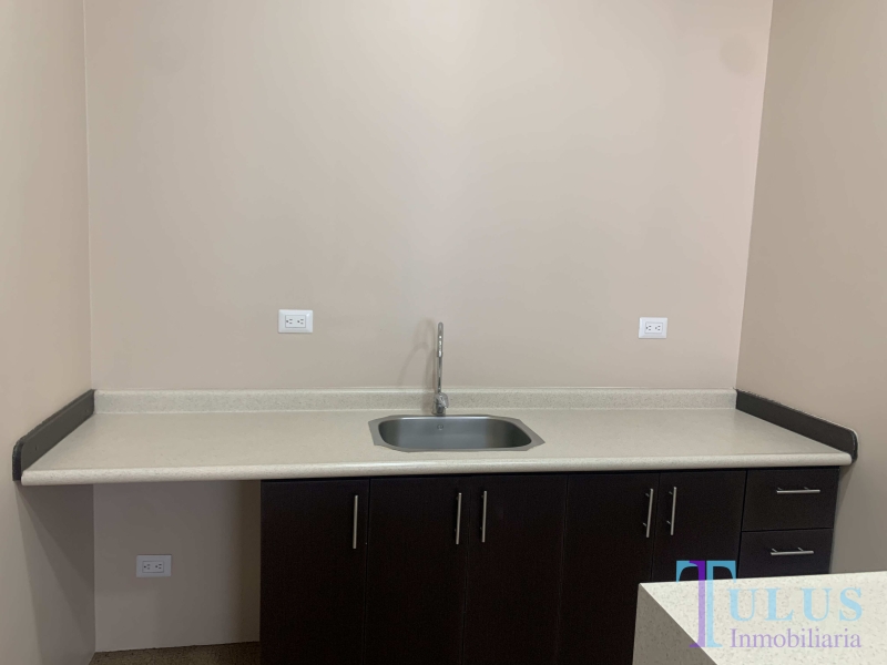 Local en venta en zona 15