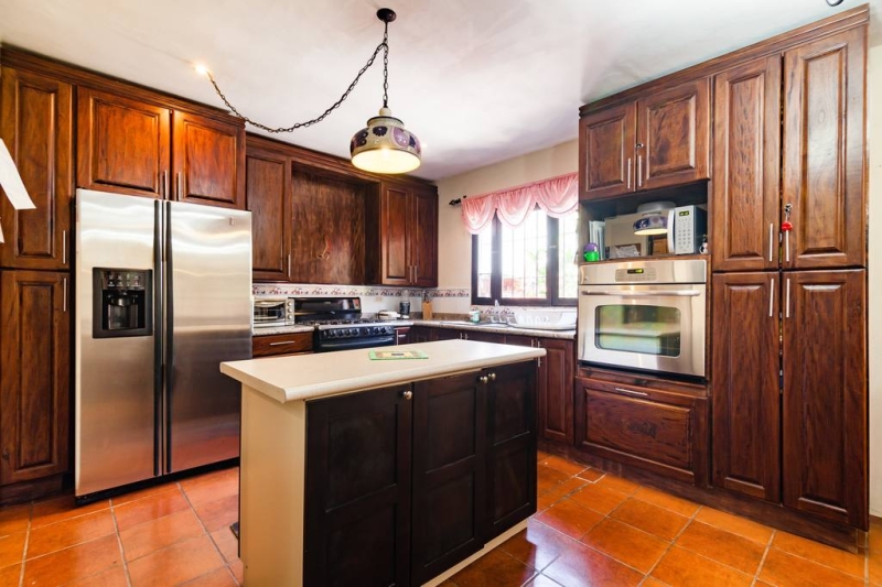 VENDO CASA EN RESIDENCIAL PORTL DE ANTIGUA  (ANTIGUA GUATEMALA)