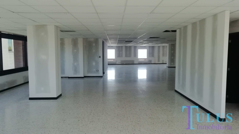 Edificio completo en renta en zona 10