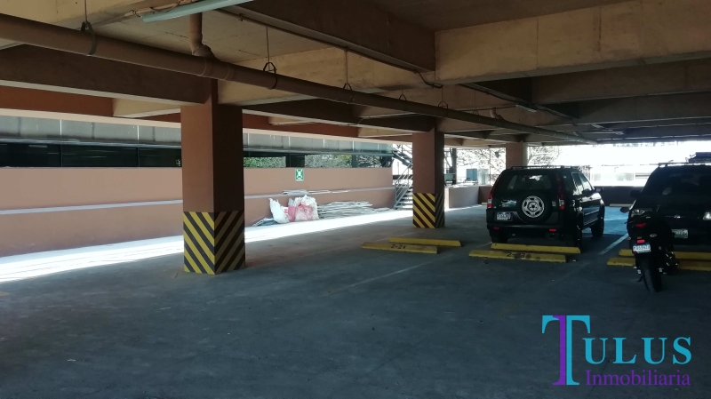 Edificio completo en renta en zona 10