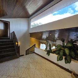 Casa en Venta en Montebello, Carretera a El Salvador