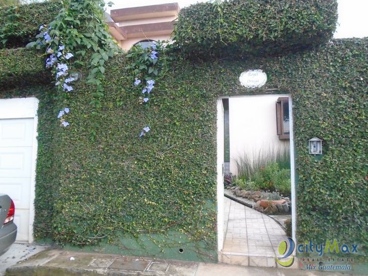 Casa en Venta Zona 16 Afuera de Garita, amplia y jardín