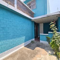 Casa en Renta Residenciales Atlántida, Zona 18