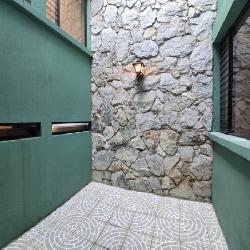 Casa en Renta Zona 16 Guatemala, afuera de garita