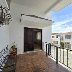 Casa en Venta en Condominio sobre Bulevar San Cristóbal