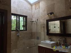 Casa en Venta El Encinal Zona 7 de Mixco Guatemala