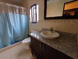 Casa en Venta Quintas Los Encinos Zona 7 de Mixco