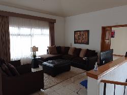 Casa en Venta San Cristóbal, amplio jardín y balcón