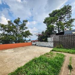 Casa en Renta San Cristóbal, afuera de garita