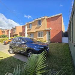 Casa en Renta Planes de Bárcenas Zona 3 Villa Nueva