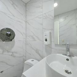 Oficina Amueblada y Equipada en Venta Zona 14 Europlaza