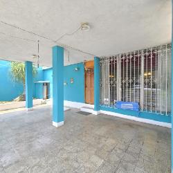 Casa en Venta Residenciales Atlantida, Zona 18