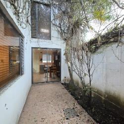 Casa en Venta en Condominio sobre Bulevar San Cristobal