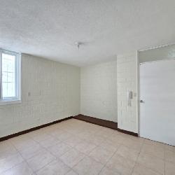 Casa en Renta San Cristóbal - Un Nivel y 4 Parqueos
