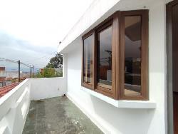 Casa en Venta Balcones de San Cristóbal, Guatemala