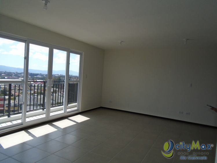 Apartamento en Renta de 3 Habitaciones Parque 11