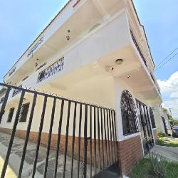 Casa en Venta en Altos de Barcenas Villa Nueva