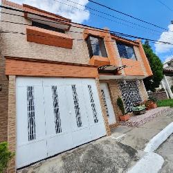 Casa en Venta Lomas del Sur San José Villa Nueva