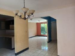 Casa en Venta Paseo de las Fuentes Villa Nueva