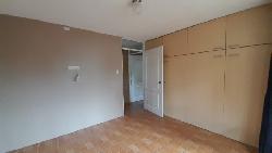 Apartamento en Renta Zona 10 Ciudad, con 2 balcones