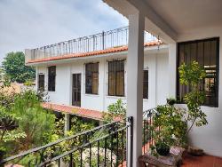 Casa en Venta para Comercio en Santa Lucia Milpas Altas