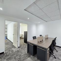 Oficina Amueblada y Equipada en Venta Zona 14 Europlaza