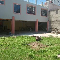 Casa Grande para Uso Comercial en Renta Zona 12 Ciudad