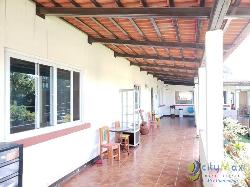 Casa en Venta en las afueras de Santiago Sacatepequez !