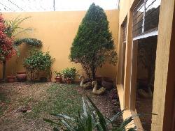 Casa en Venta Zona 9 de Mixco, Colonia Ciudad Saturno