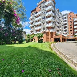 Apartamento en Venta Jardines de La Floresta Zona 7