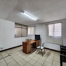 Oficina con Bodega en Renta Zona 10 Guatemala