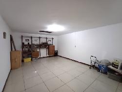 Casa en Renta Uso Comercial cerca de Calzada Roosevelt