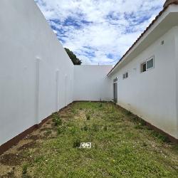 Casa de un Nivel en Renta Milpas Altas, Sacatepéquez