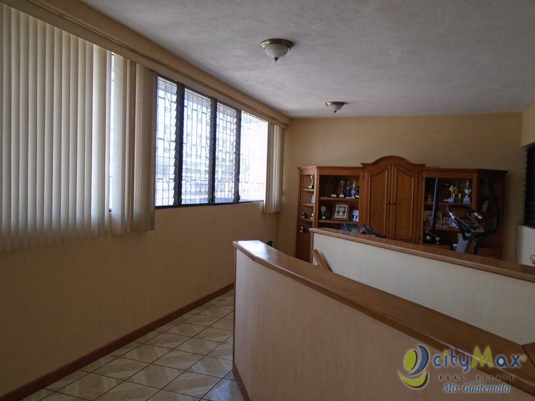 CASA EN VENTA EN RESIDENCIALES CATALINA