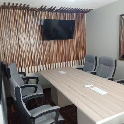 Oficina en Renta Zona 11 Condominio María José
