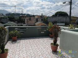 Casa en Venta Zona 10 Lomas de San Jacinto