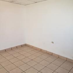 Apartamento Tipo Casa en Renta en Zona 1 de Mixco 