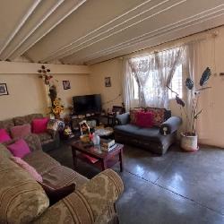 Casa en venta en Colonia Primero de Julio Zona 5 Mixco