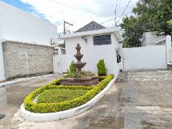 Casa en Venta San Cristóbal, adentro de condominio