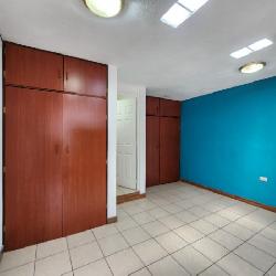 Apartamento de 1 Habitación en Renta Zona 12