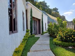 Casa en Renta Vistas del Naranjo 2 Zona 4 de Mixco