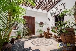 Astonishing house for sale in Antigua Guatemala