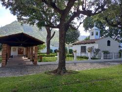 Casa en Venta tipo Colonial Jocotenango, Sacatepéquez