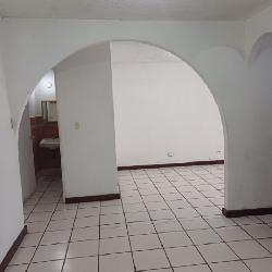 Casa en Renta Paisajes de San Cristóbal Zona 8 Mixco