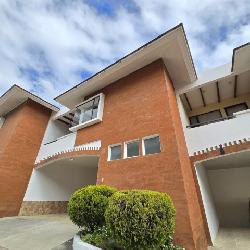Casa en Renta San Cristóbal A-1 por Bulevar Principal