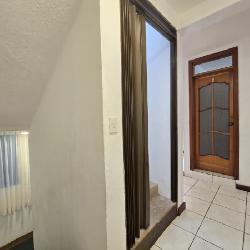 Casa en Renta Zona 16 Guatemala, afuera de garita