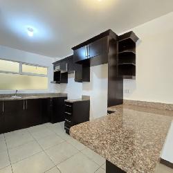 Apartamento en Renta en Santa Maria Las Charcas Zona 11