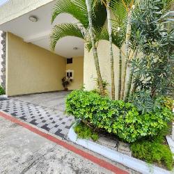 Casa en Venta San Cristóbal en Bulevar Principal